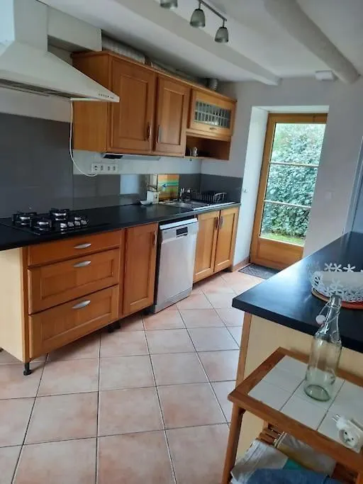 Beau Gite 3 Epis Gite De France, Excellent Emplacement De Tres Belles Plages , En Bretagne Sud Plouhinec  France