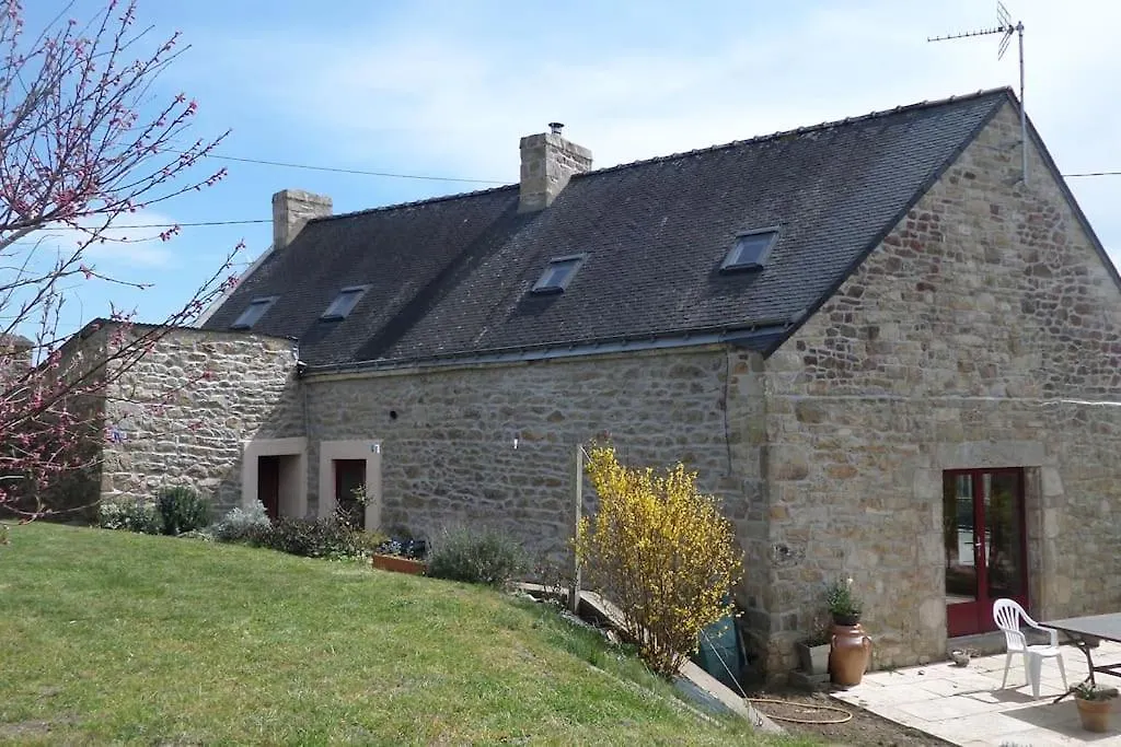 Beau Gite 3 Epis Gite De France, Excellent Emplacement De Tres Belles Plages , En Bretagne Sud Plouhinec  0*, Plouhinec (Morbihan)