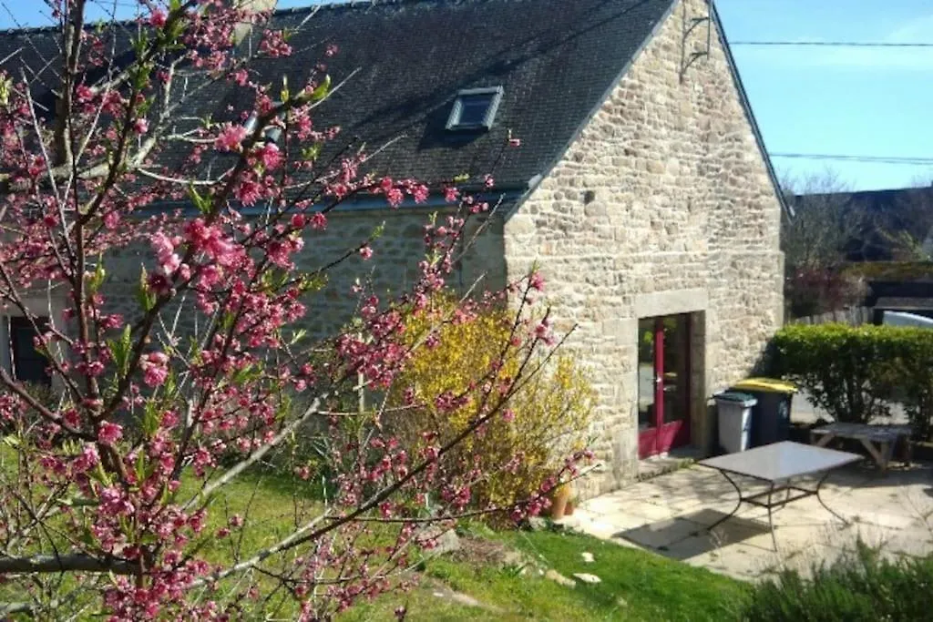 Beau Gite 3 Epis Gite De France, Excellent Emplacement De Tres Belles Plages , En Bretagne Sud Plouhinec  Holiday home