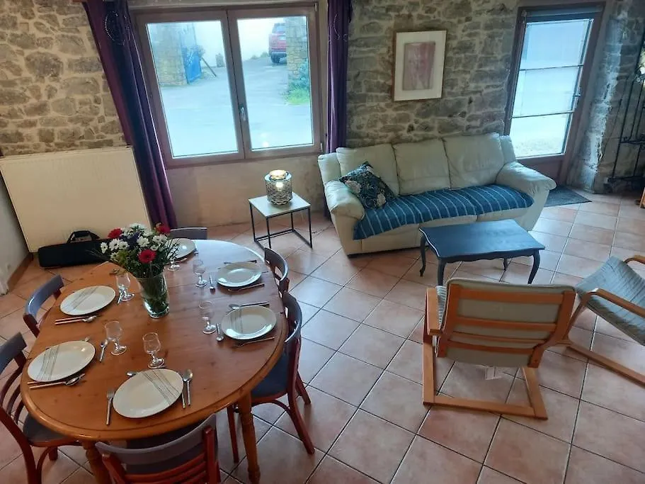 Beau Gite 3 Epis Gite De France, Excellent Emplacement De Tres Belles Plages , En Bretagne Sud Plouhinec  Holiday home
